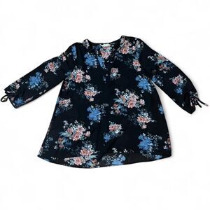 Everleigh Anthropologie Woman's Navy Floral Blouse with Rusched Sleeve SZ S